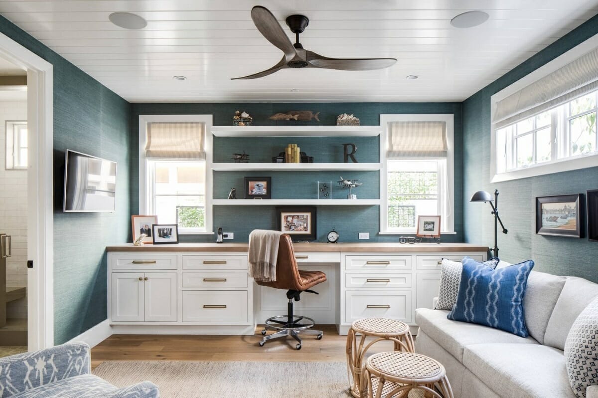 Beach home interiors - Houzz