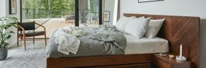 Minimal bedroom design - article