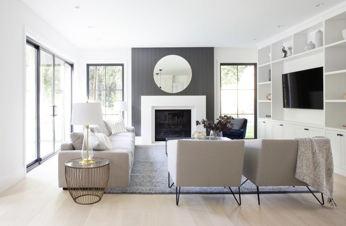 Contemporary farmhouse living room built ins by Decorilla designer Dina H