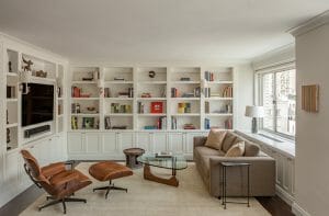 Full wall living room built in ideas by Decorilla designer Leonara M