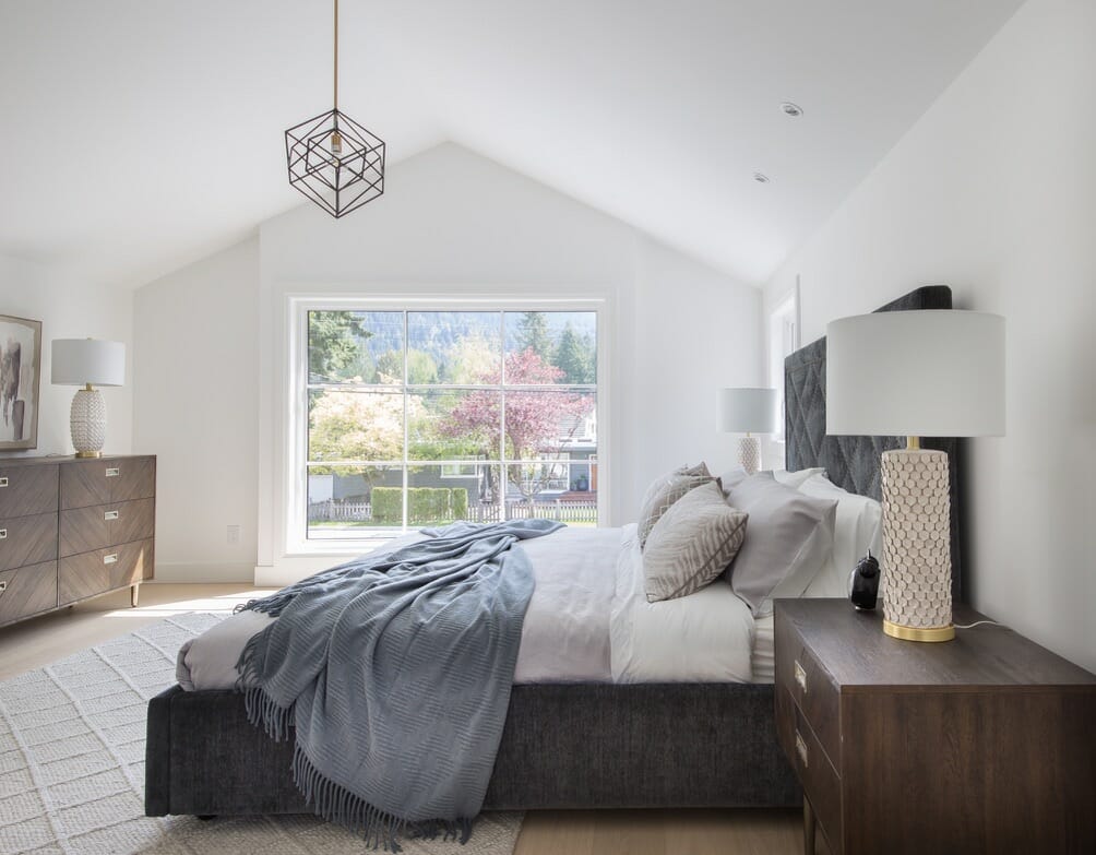 Modern farmhouse budget bedroom decor ideas by Decorilla designer Dina H