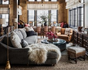 Cozy-cabin-interior-design-for-a-combined-living-and-dining-room