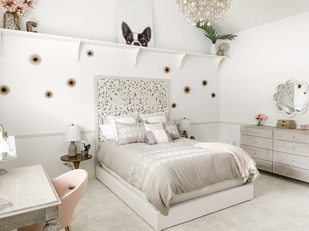 Free aesthetic twin bedroom idea