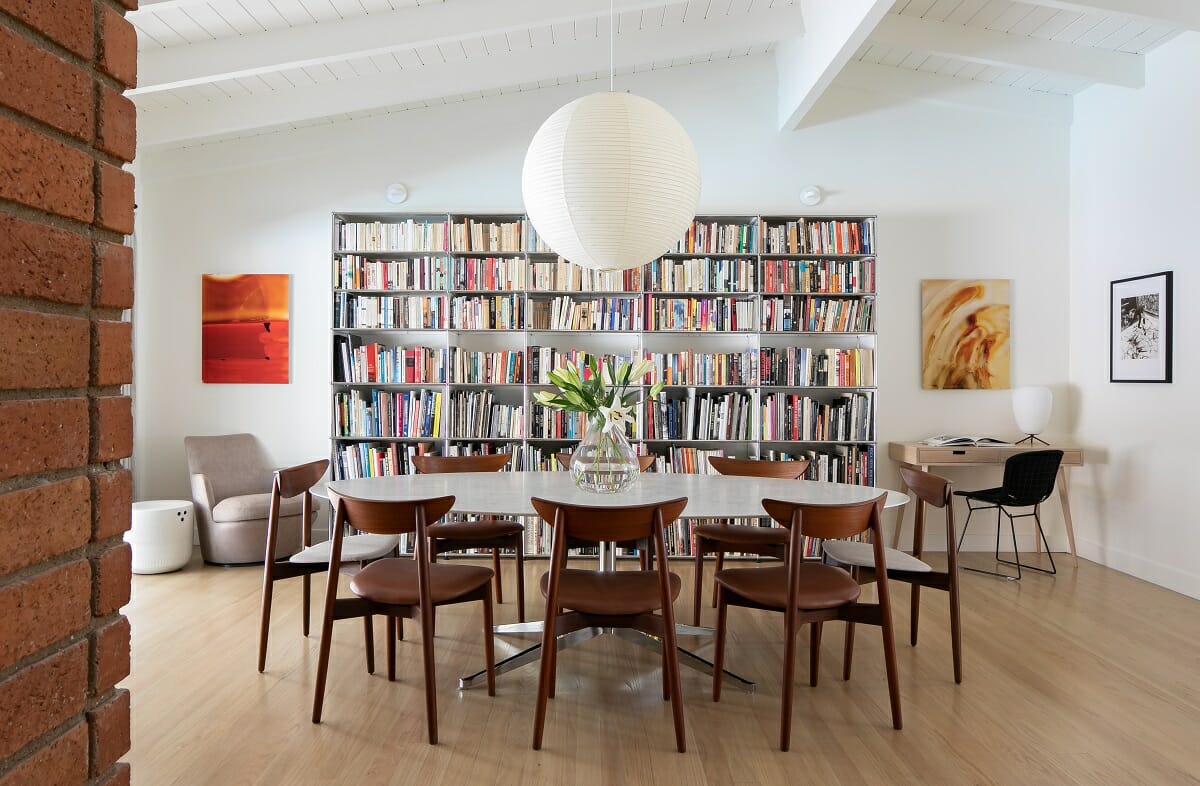 Table et chaises de salle à manger modernes et élégantes par Leonora M