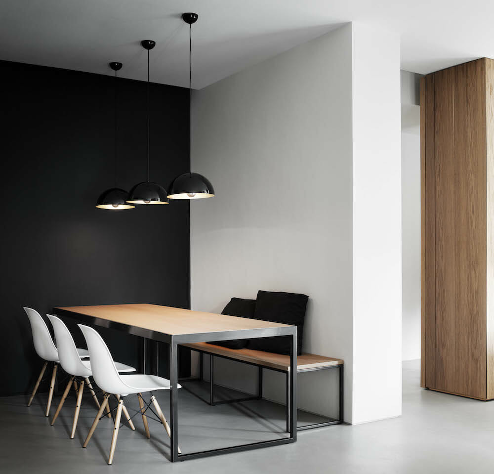 Minimalist Scandinavian dining room by Decorilla designer, Roberto D
