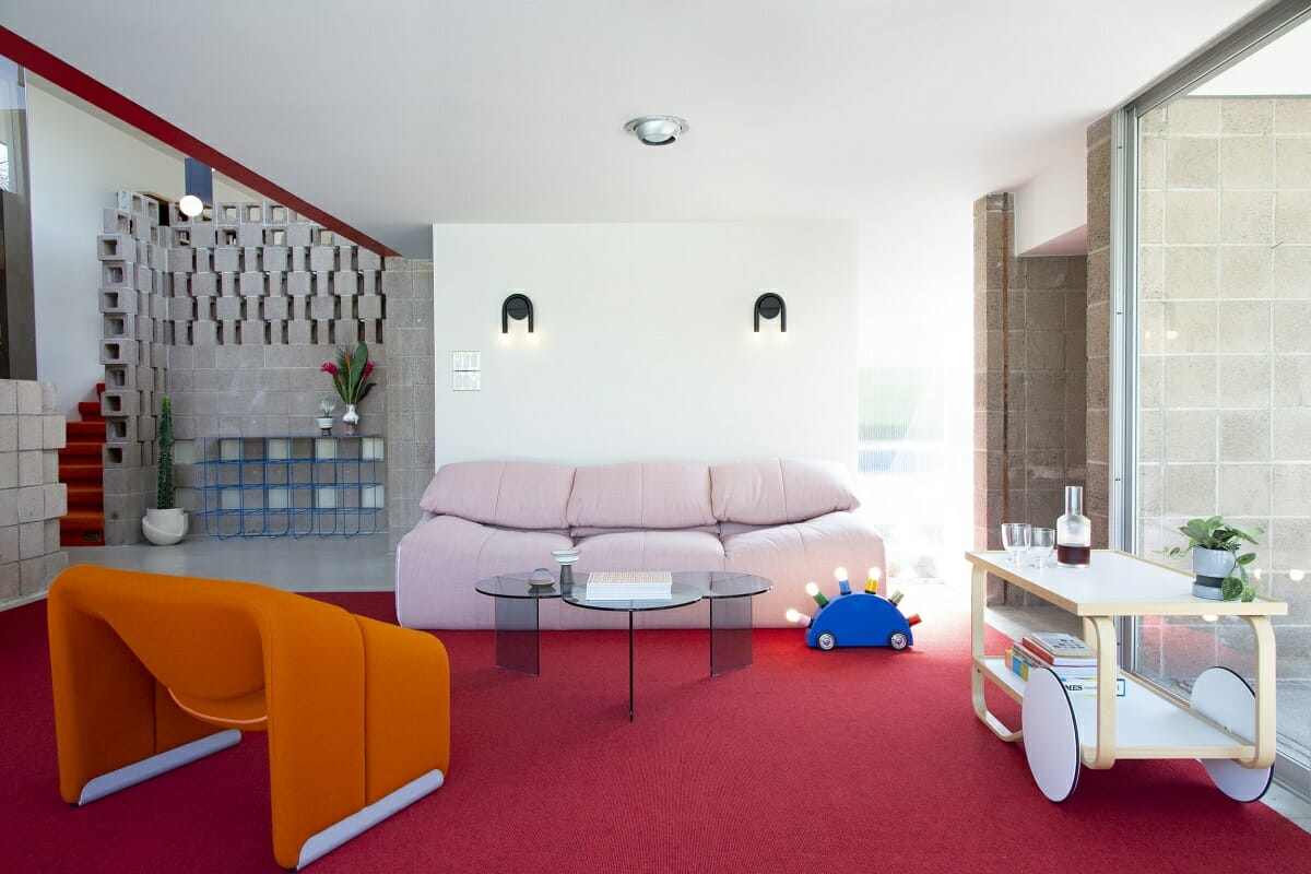 Original Bauhaus interior design for a colorful living room by Jamie M