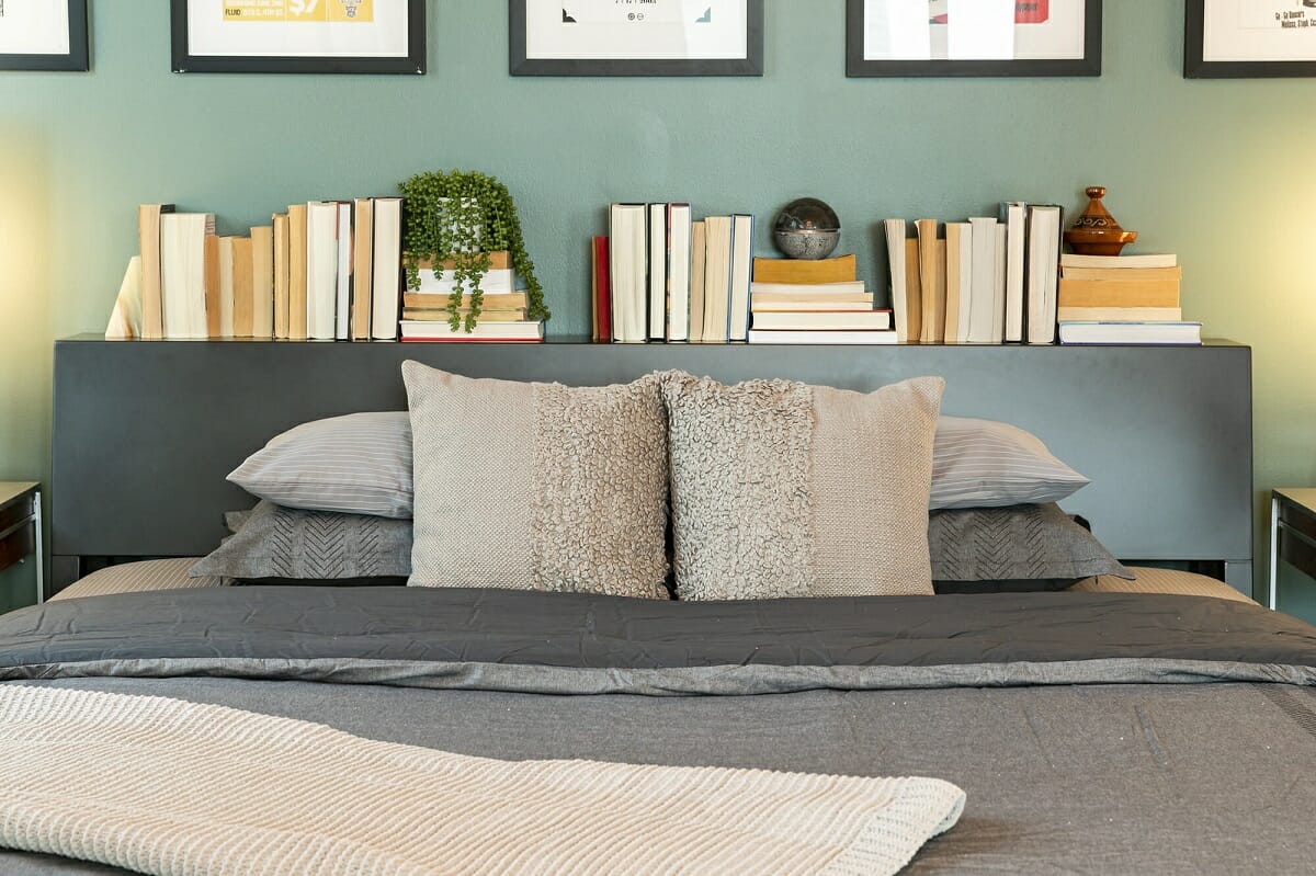 beautiful bedroom library ideas with a grey and blue color scheme