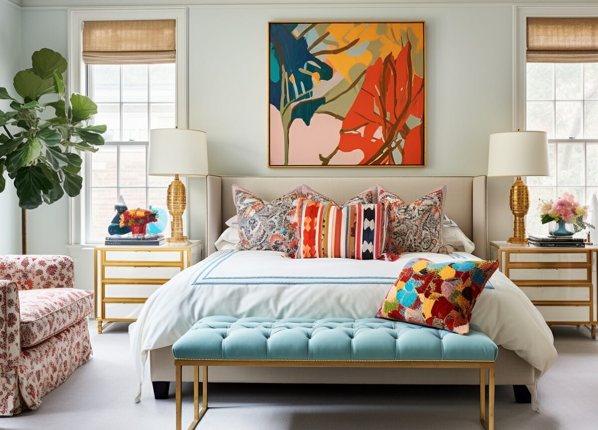 Colorful bedroom inspiration for a small bedroom