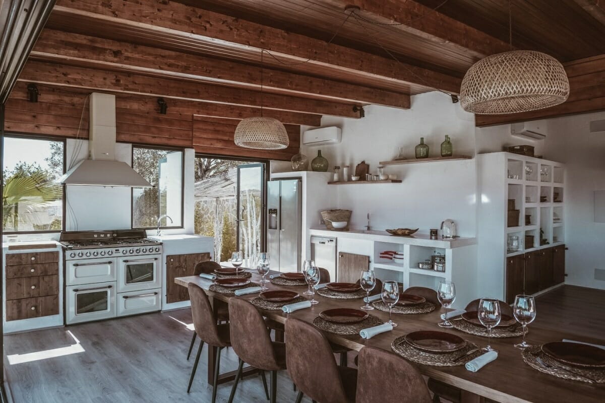 Mediterranean interior design for a kitchen
