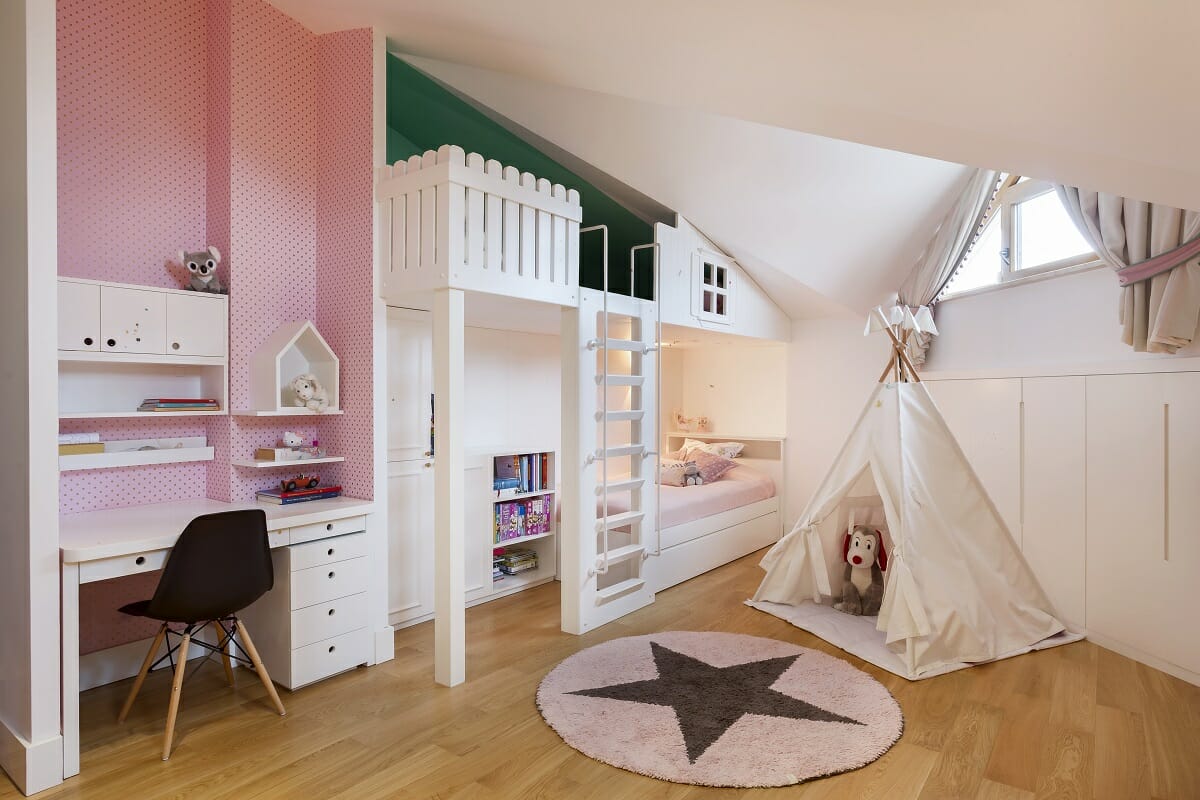 Playroom decorating ideas for a playroom bedroom