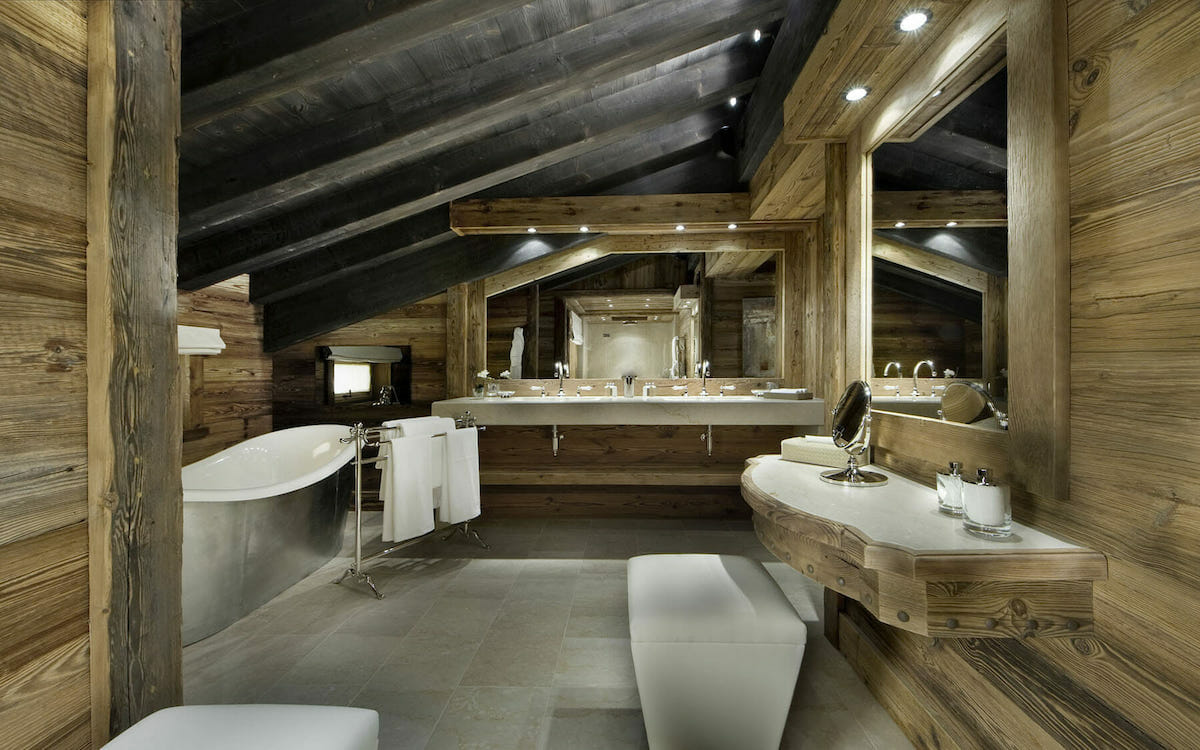 Rustic modern bathroom design by Decorilla designer Illaria C