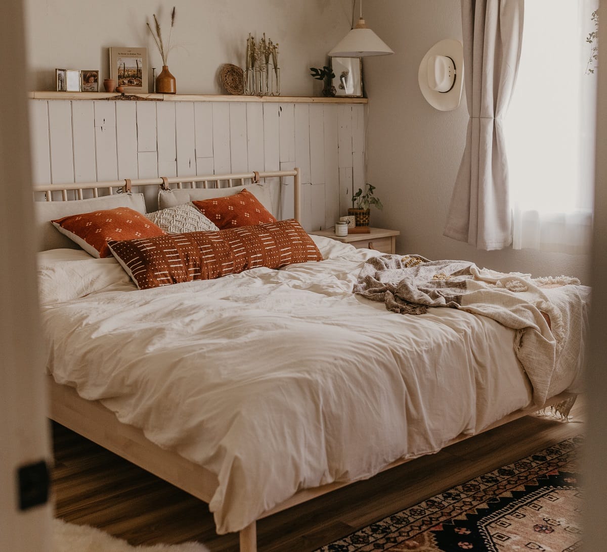 Wabi sabi bedroom interior design style