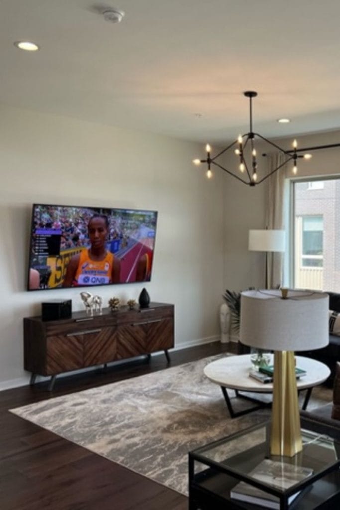 Living room before decorating with gold accents and furniture