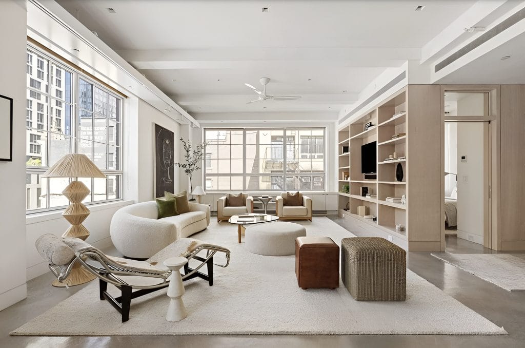Contemporary design style of a living room by Decorilla designer, Leanna S.