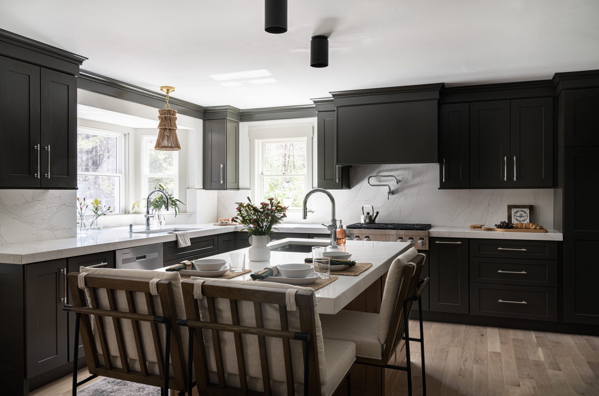 Black Kitchens: Bold Design Ideas to Transform Your Space
