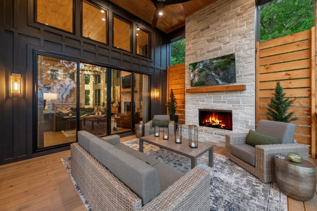 Transitional patio design with one of the best affordable outdoor rugs by Decorilla designer, Jason D.