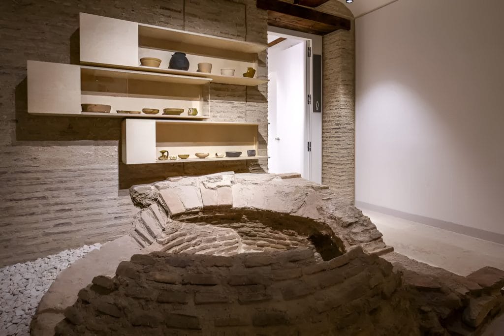 Hortensia Herrero Art Center interior, image courtesy CAHH