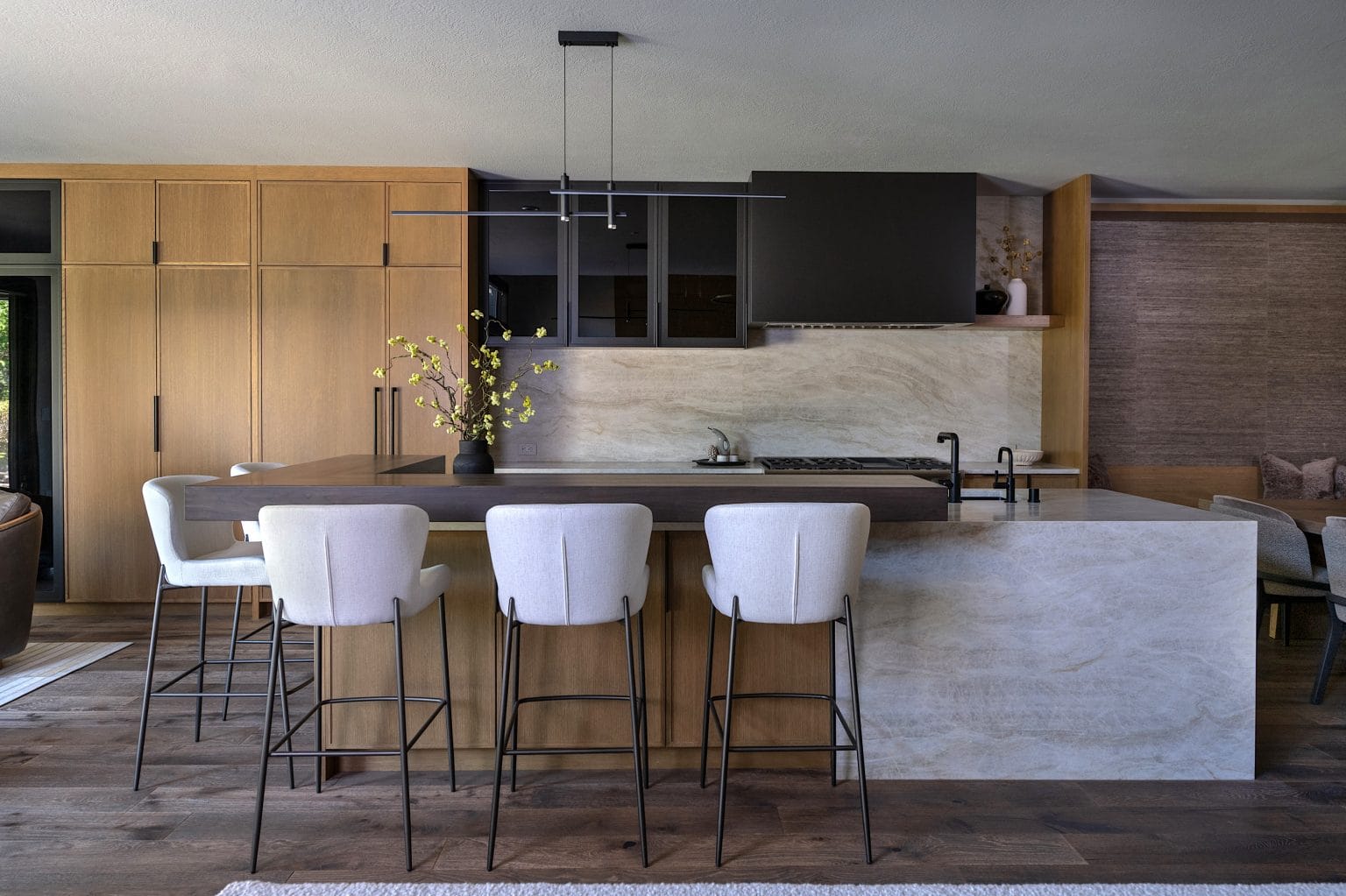 Kitchen Cabinet Trends 2026 - Decorilla Online Interior Design