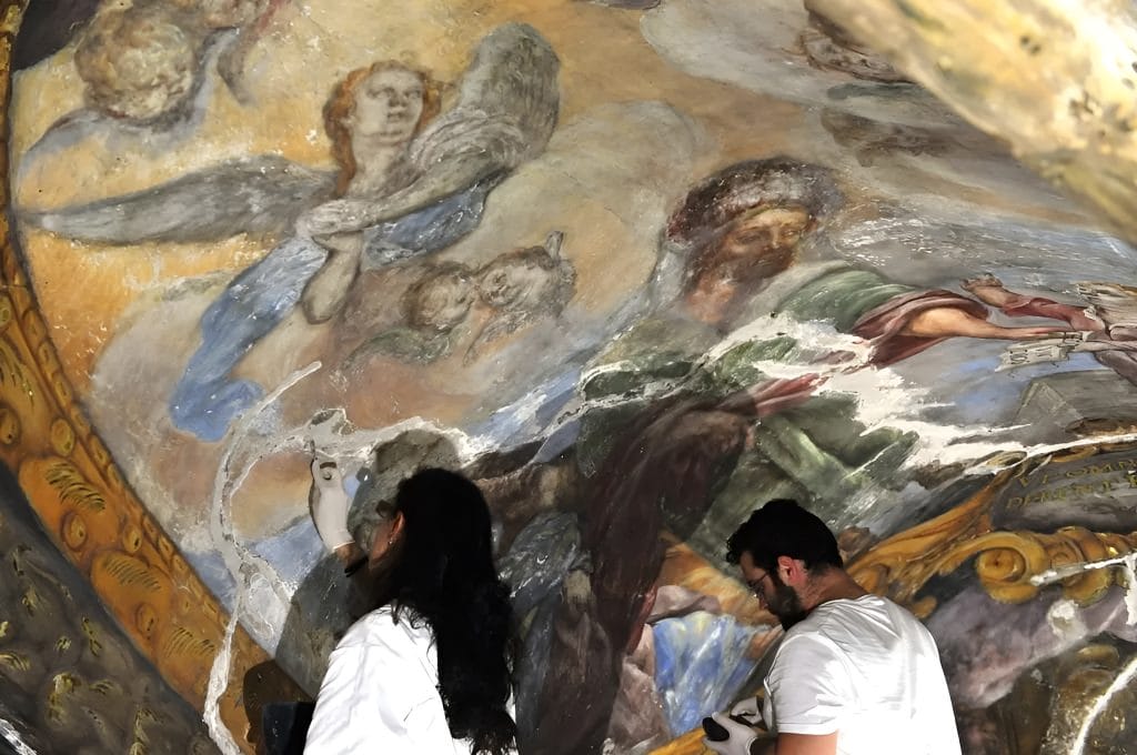 Paintings of San Nicholas Church, image courtesy Fundación Hortensia Herrero