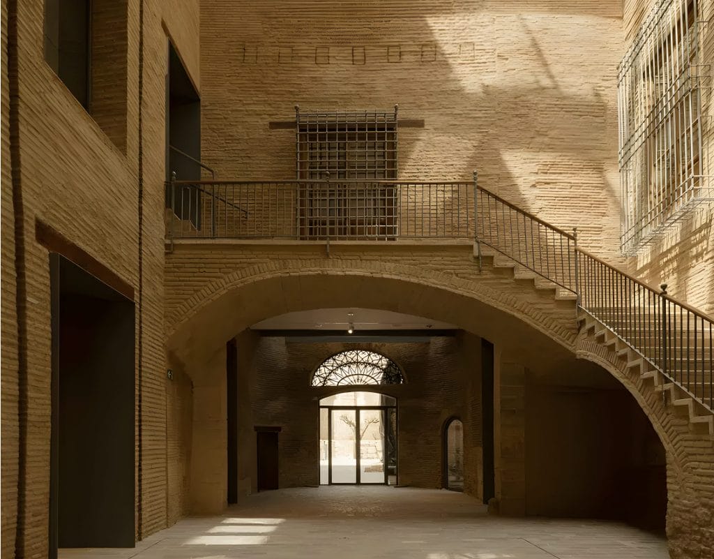 Palacio Valeriola, image courtesy Fundación Hortensia Herrero