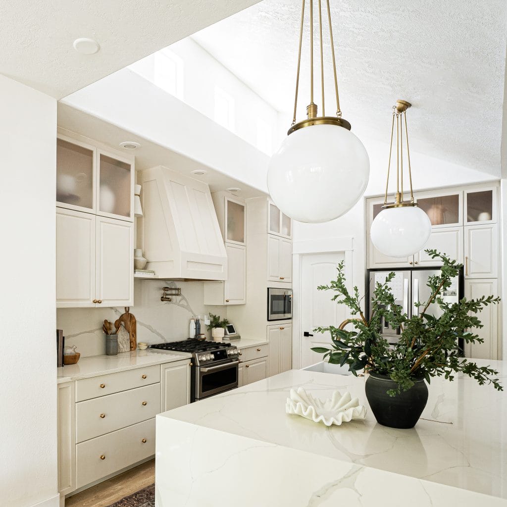 Contemporary coastal interiors by Decorilla interior designer, Irina M.