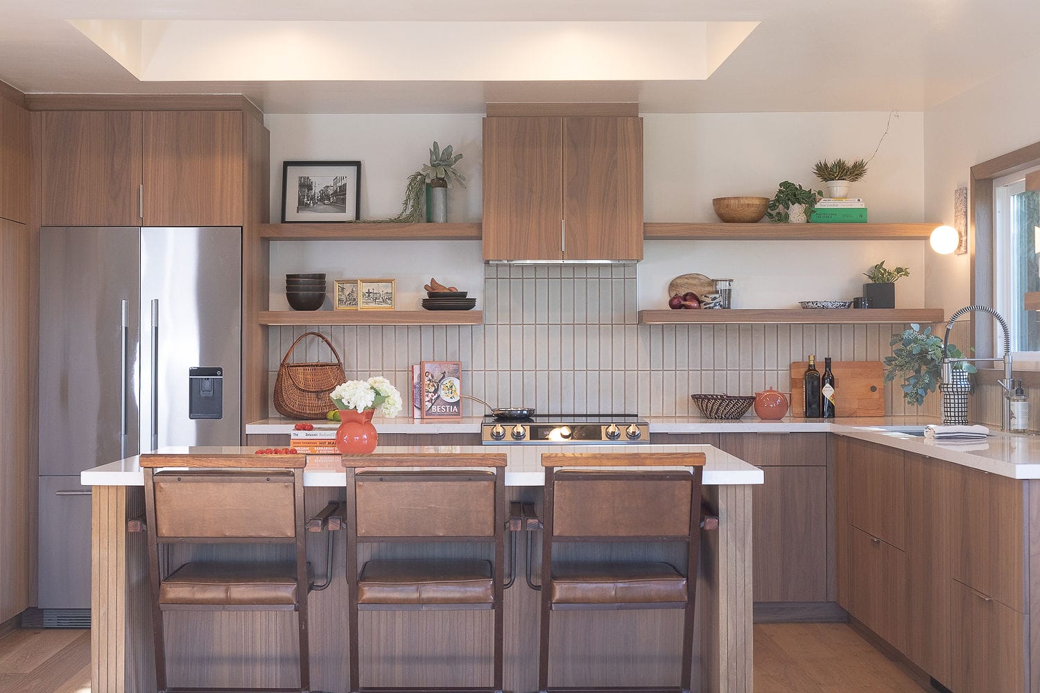 9 Stunning Kitchen Island Seating Ideas for Every Style and Space