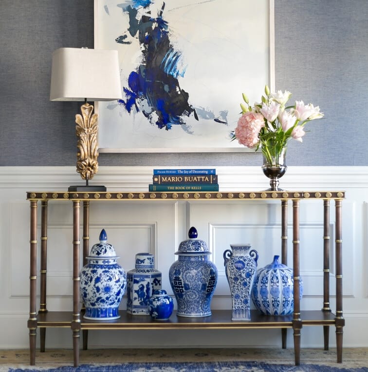 Transitional entryway with grandmacore decor by DECORILLA designer, Lauren L