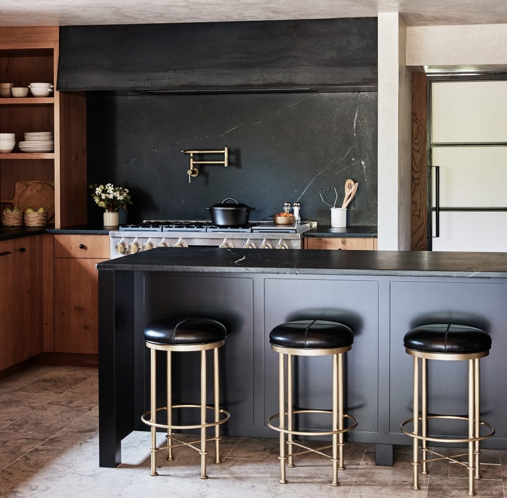 Rustic industrial kitchen design by DECORILLA designer, Mary C