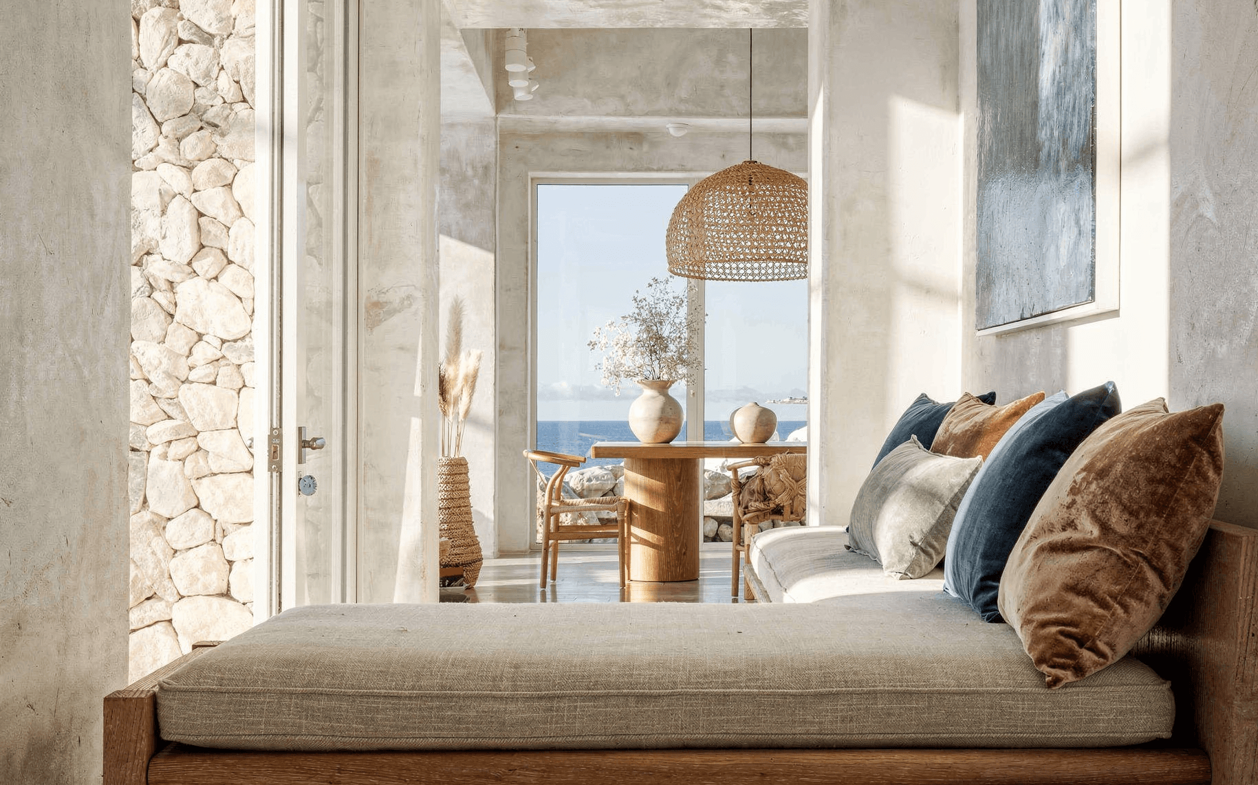 Venetian Plaster Walls: A Designer’s Guide to Colors, Finishes, Cost, and Care